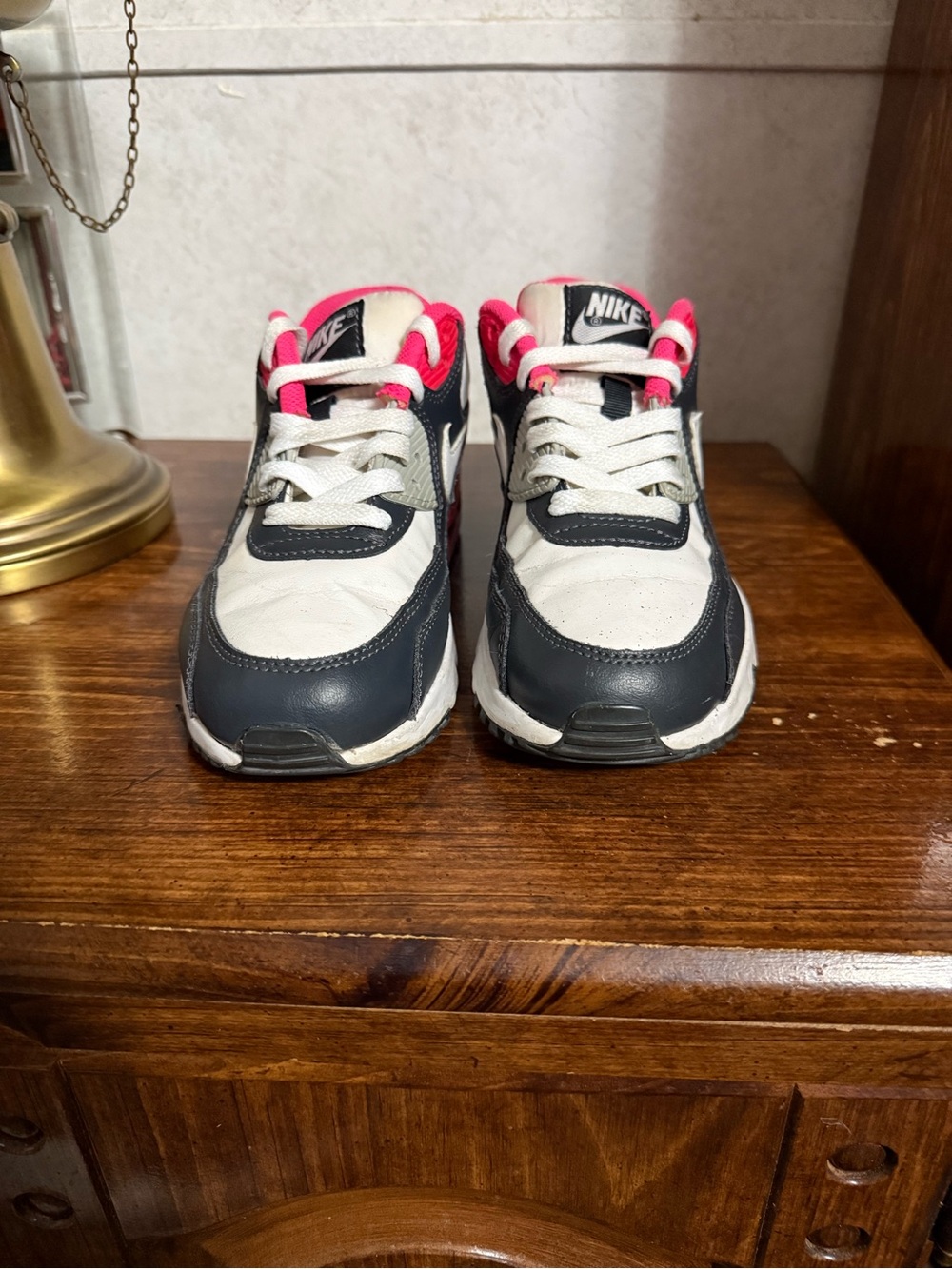 Nike AirMax White & Hot Pink Low-Top Sneakers